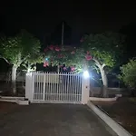 Celia Βίλα Alzira